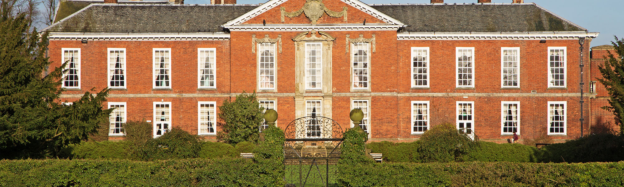Bosworth Hall – Turkey & Tinsel