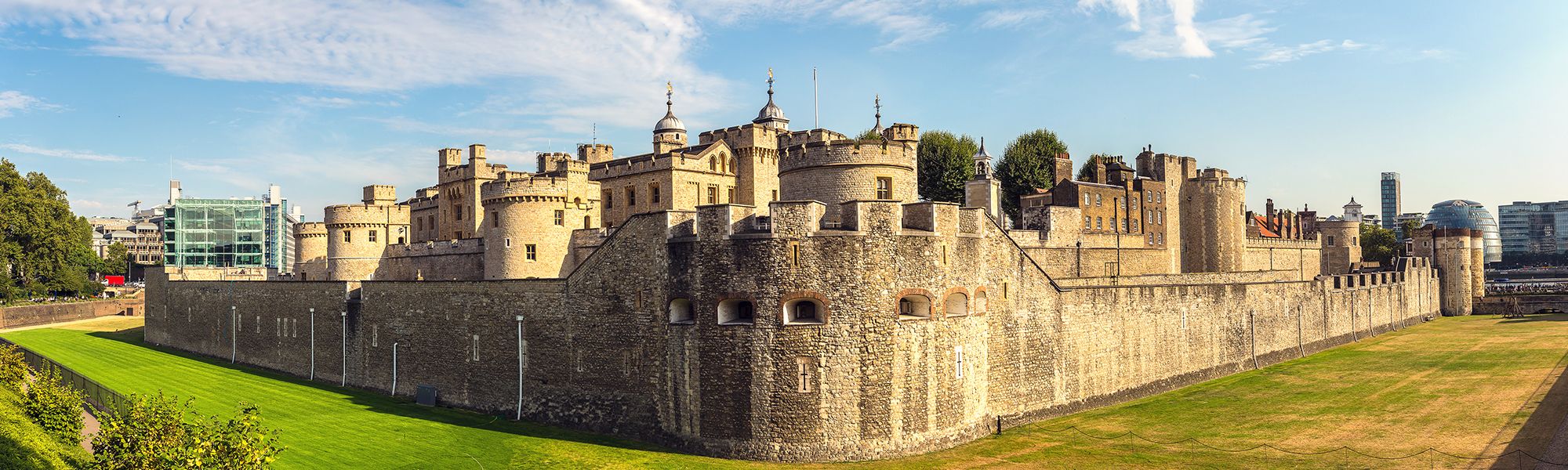 Moat in Bloom & the Tower of London