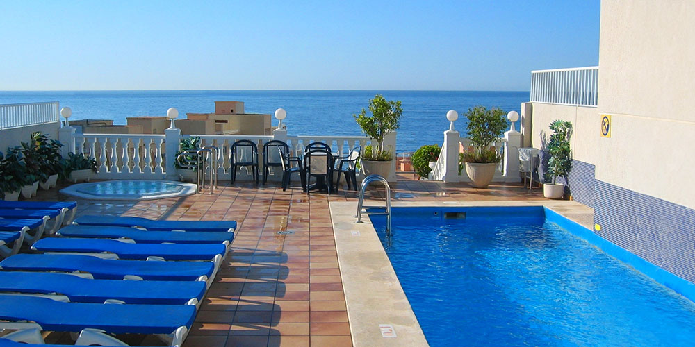 Tour Christmas & New Year in Benidorm (by Air) Just Go Holidays 10310