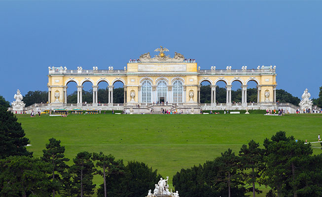 Vienna single traveller