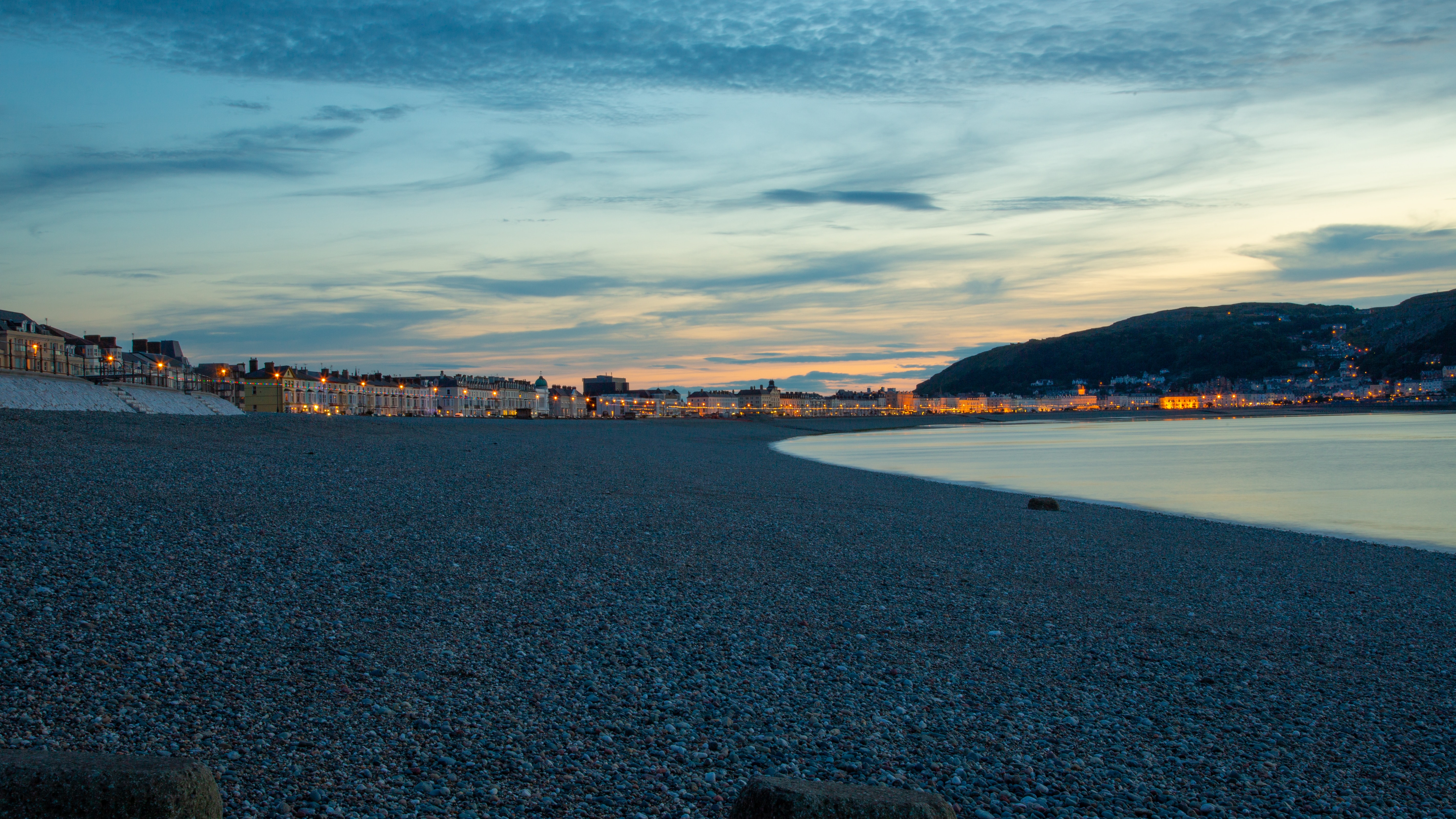Llandudno Bay at night