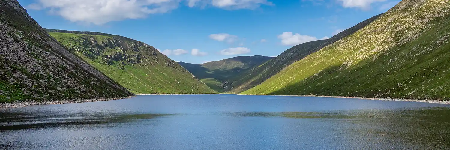 Mourne Mountains, Titanic & Giant’s Causeway